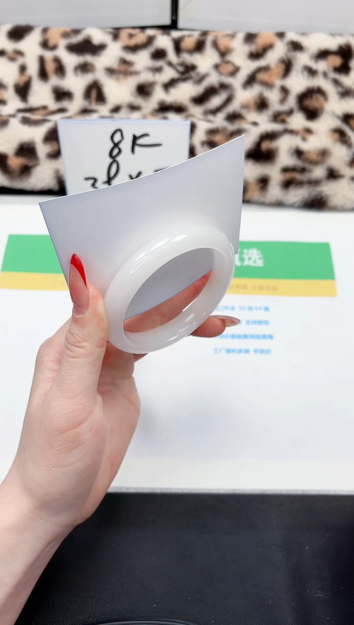 【闪购商品】石英质玉手镯未镶嵌34-56.6