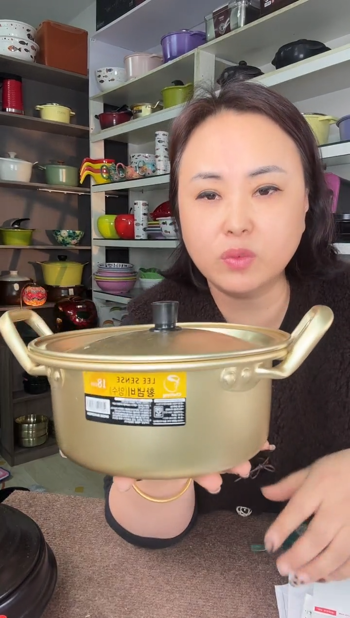    拉面锅（微瑕）