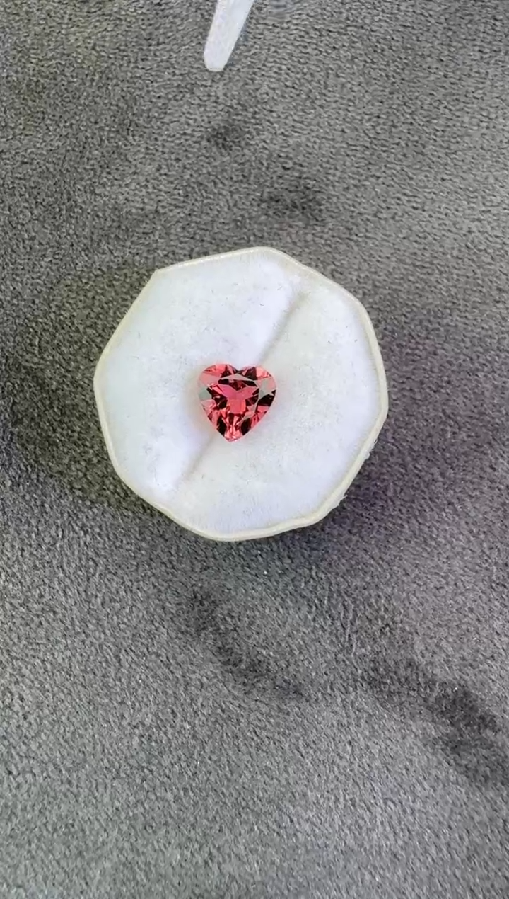 【闪购商品】碧玺珠宝奇石未镶嵌1.02ct