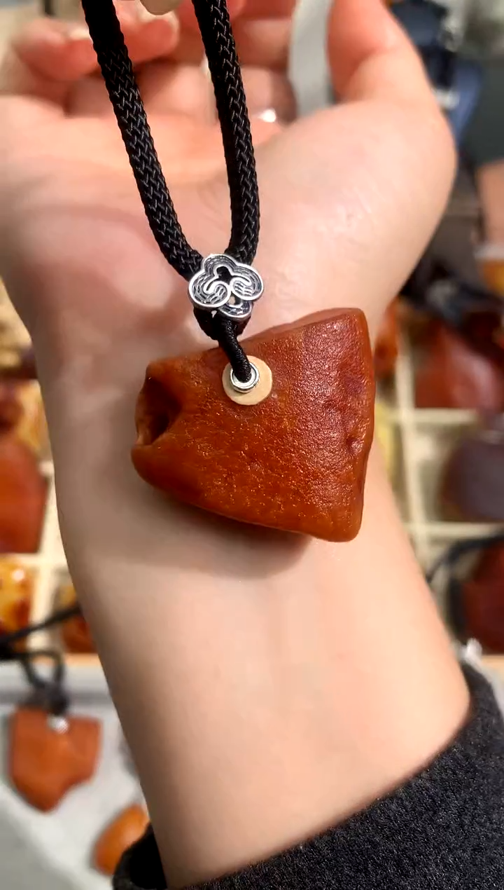 【闪购商品】蜜蜡裸石未镶嵌似玉