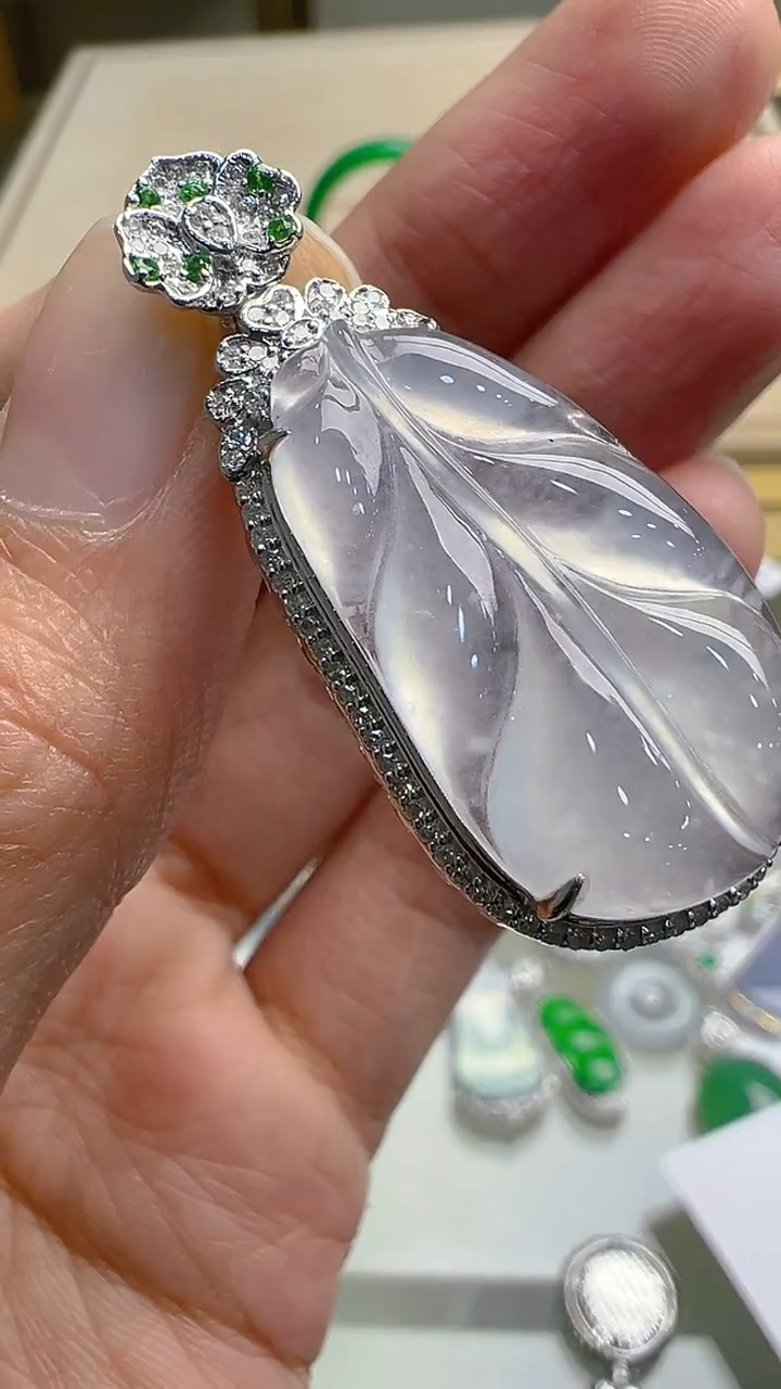 【闪购商品】翡翠吊坠(不含链)18K金镶嵌多样性团购发一件