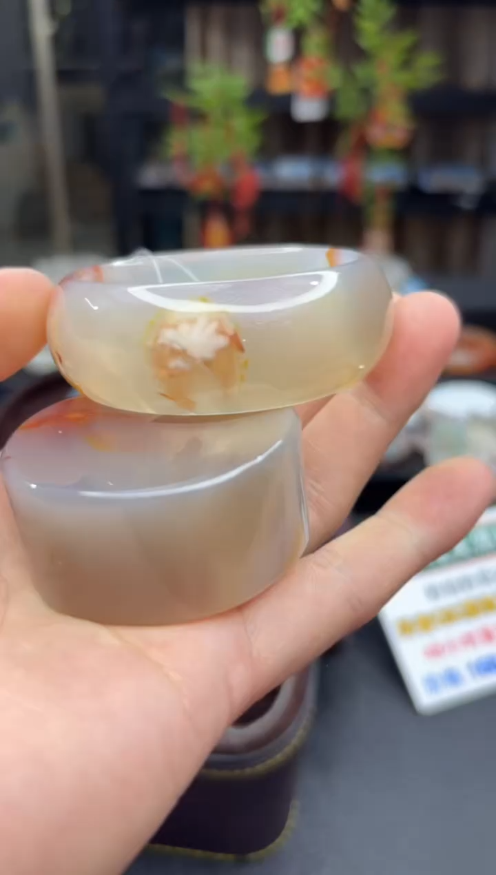 【闪购商品】石英质玉手镯未镶嵌172（54圈赠送镯心）