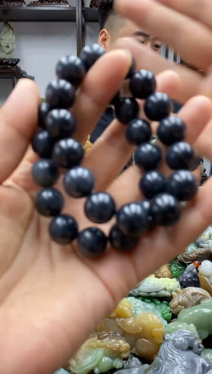 手串未镶嵌和田玉14拍一发一，多样性发货