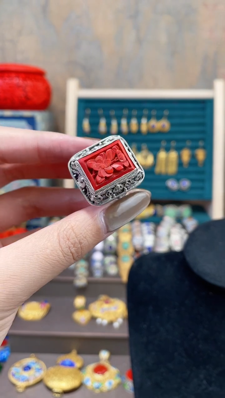 【闪购商品】非遗绝技花丝镶嵌戒指漆