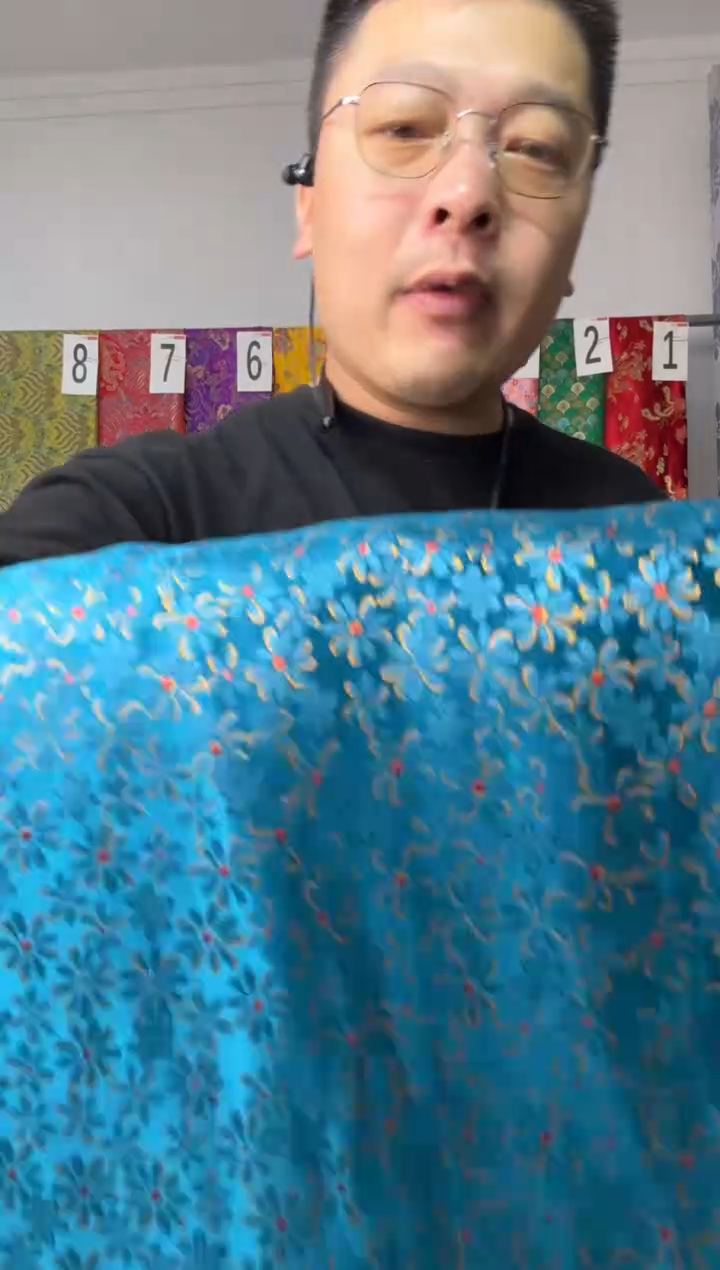 混纺织锦缎长60公分  宽70
