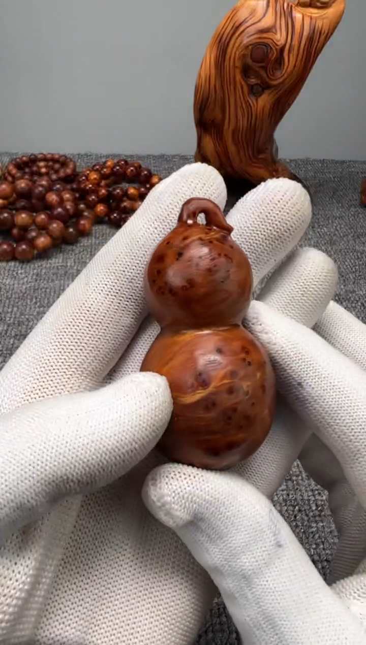 【闪购商品】柏木（崖柏）留疤葫芦手把件