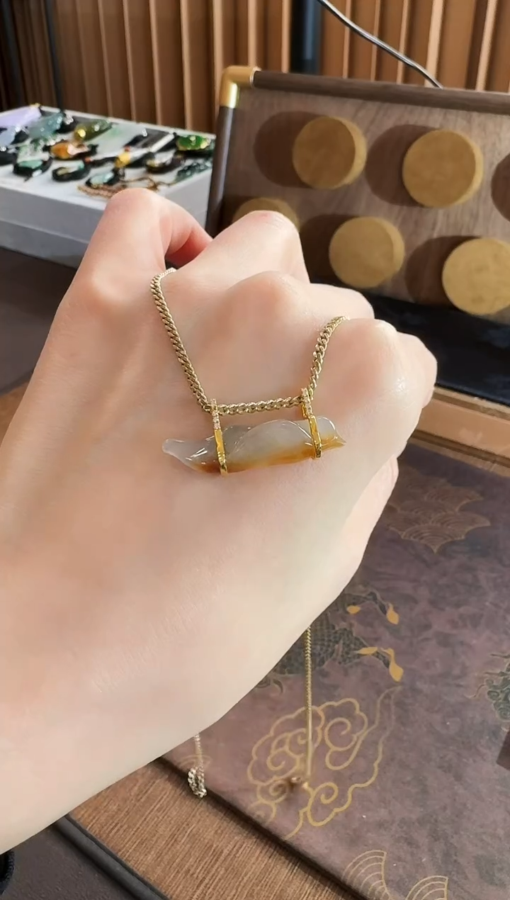 吊坠(不含链)18K金镶嵌翡翠吊坠