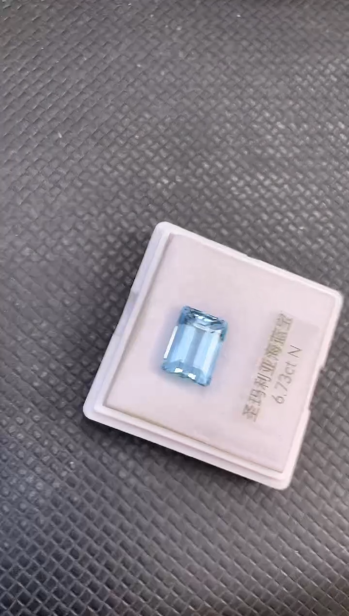 【闪购商品】海蓝宝石裸石未镶嵌天然圣玛利亚色海蓝宝石