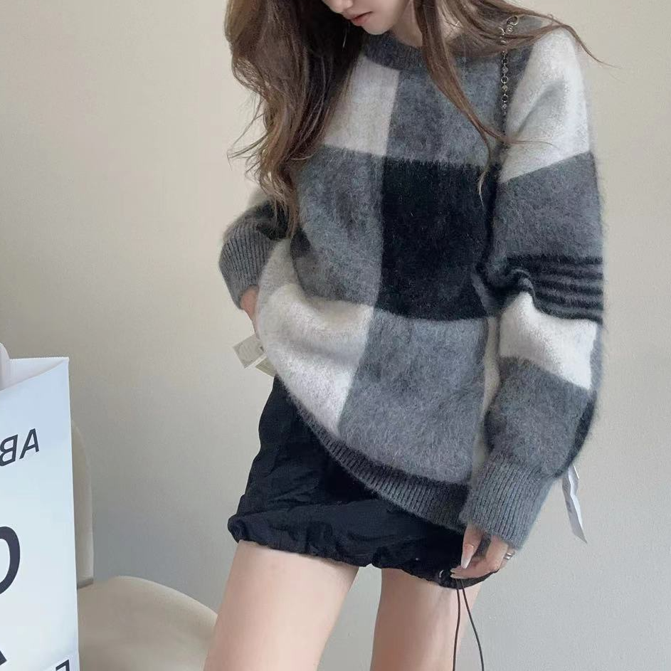【100山羊绒】拉绒工艺231575-100羊绒复古百搭拼色格子针织套头衫