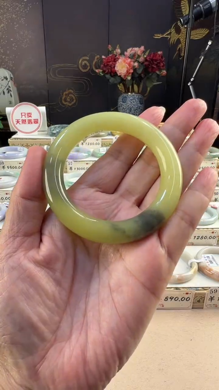 【闪购商品】翡翠手镯未镶嵌54圈口