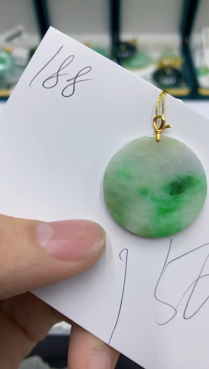 【闪购商品】翡翠颈饰18K金镶嵌号链接11111