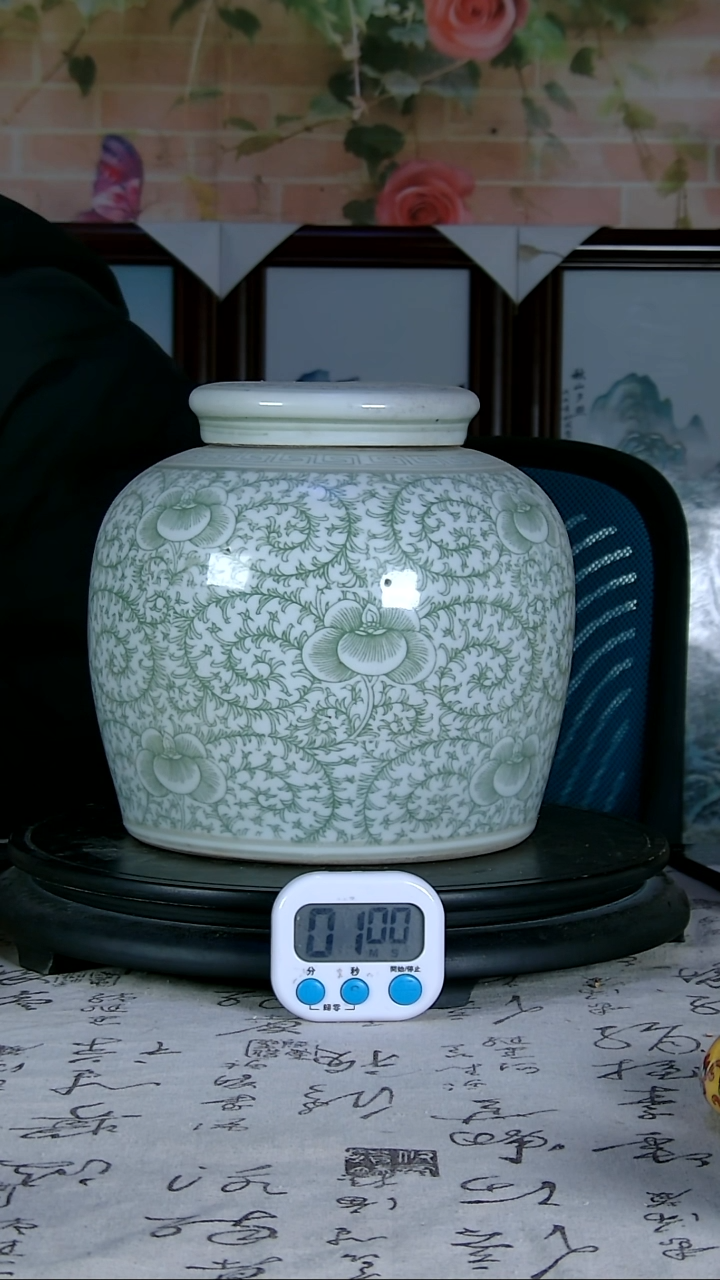 【闪购商品】罐粉彩精绘i花卉图罐