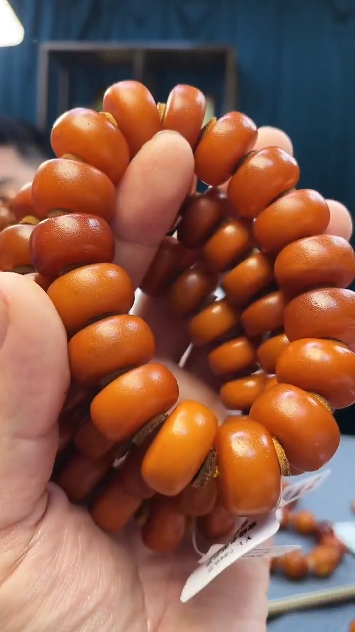 手串琥珀未镶嵌蜜蜡老型手串（多样性发其一）