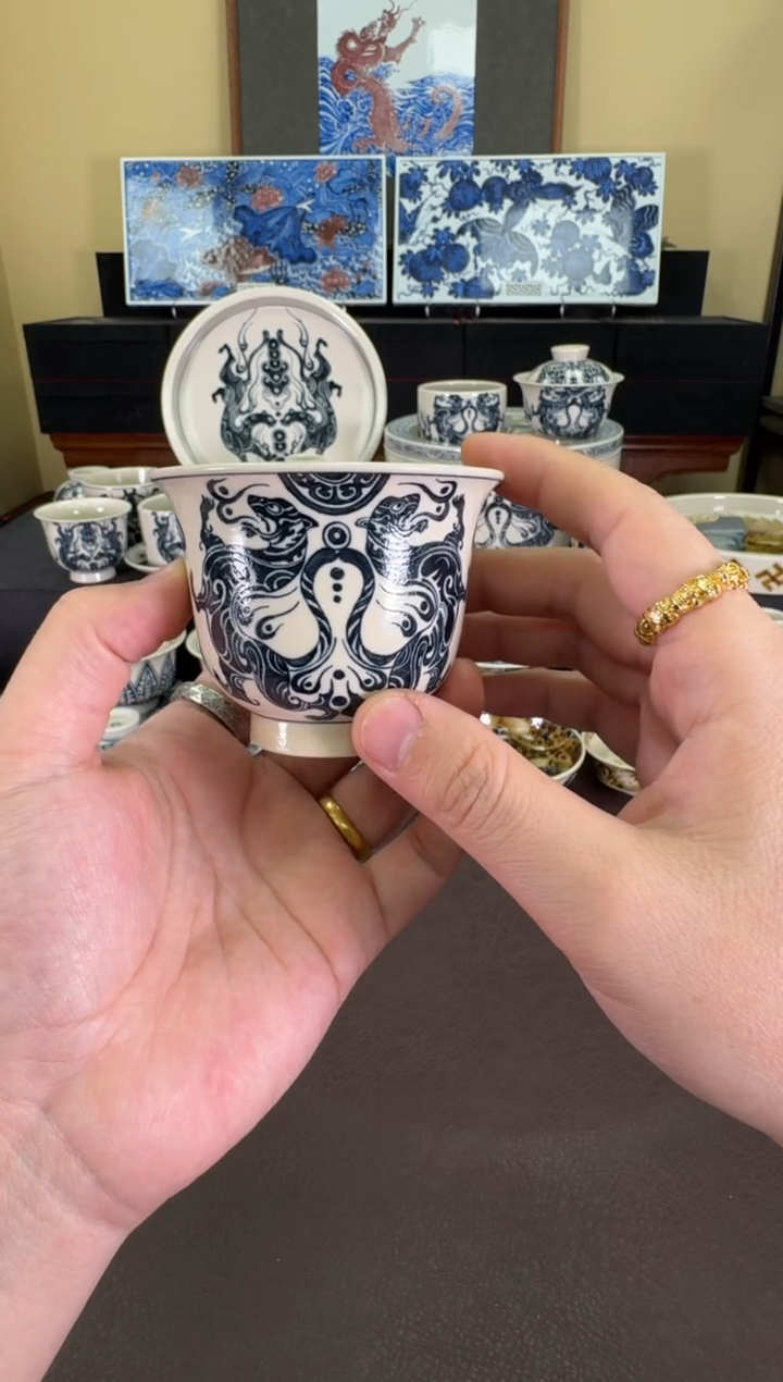 【闪购商品】二号釉虎符纹铃铛杯