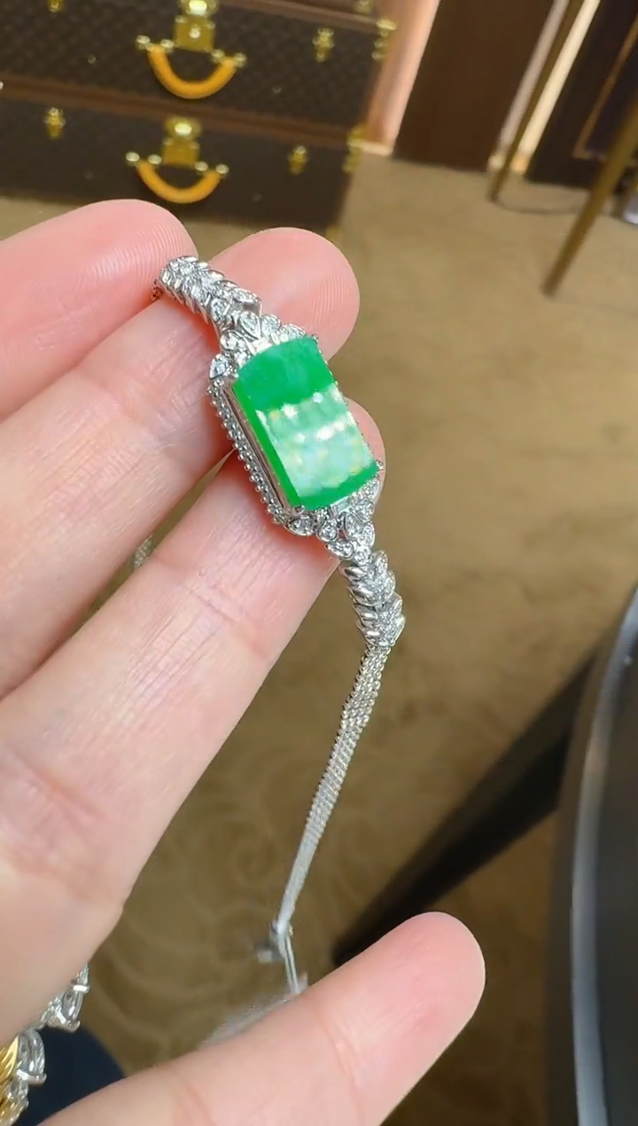 【闪购商品】翡翠手链18K金镶嵌多样性团购发一件