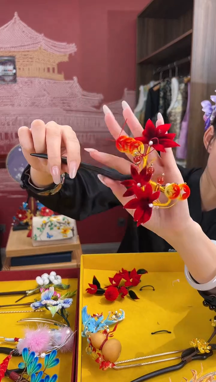 【闪购商品】刺绣 非遗绒花（发饰）