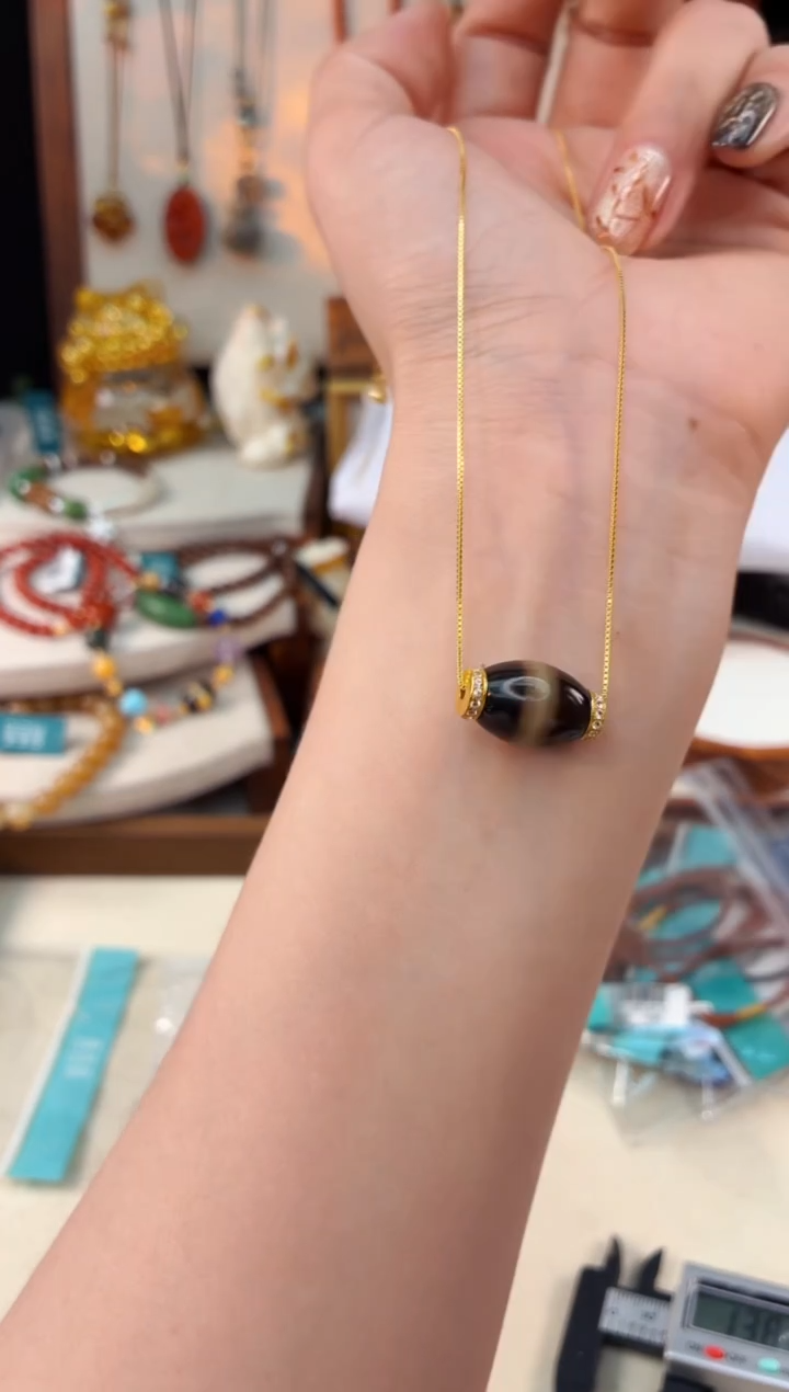 未镶嵌南红玛瑙吊坠@@I921A018826