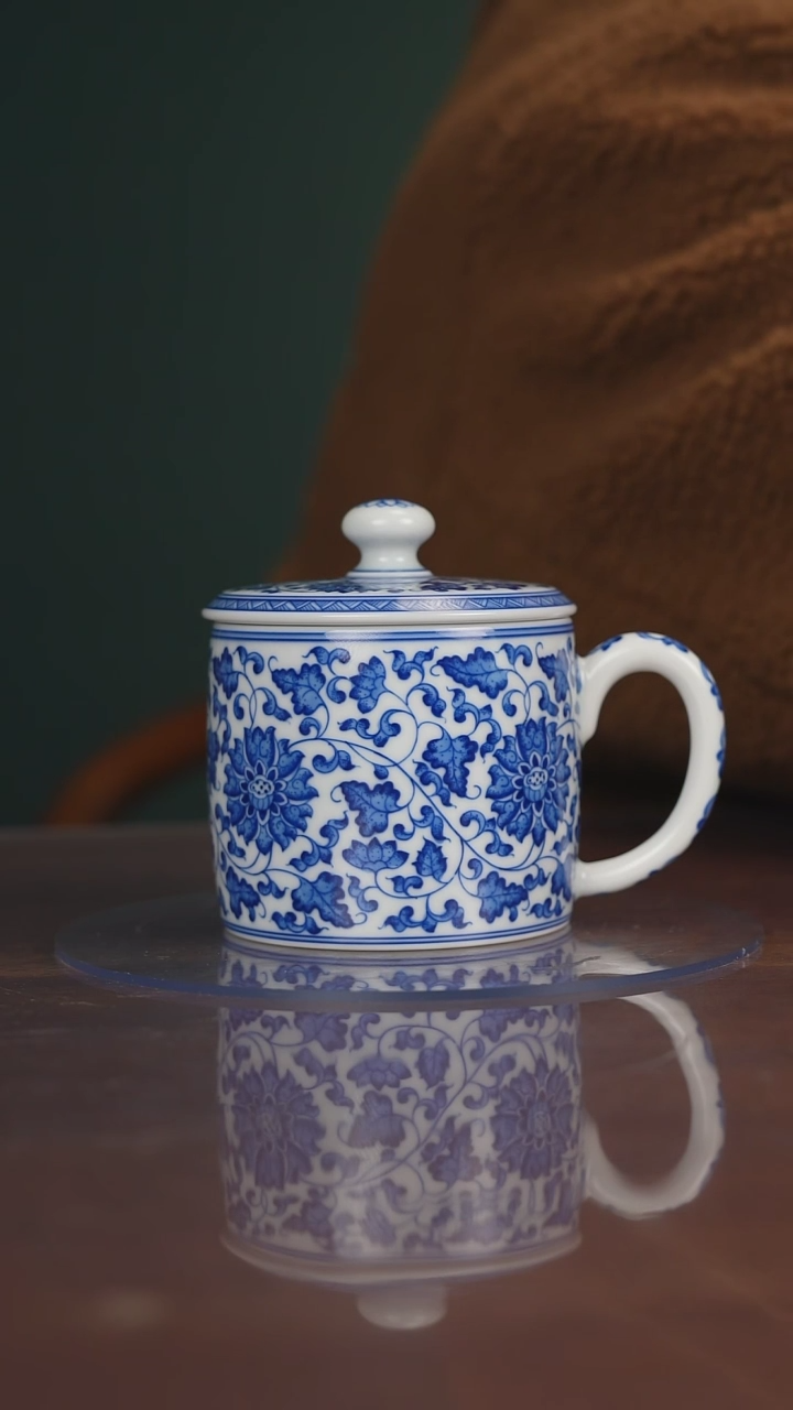 【闪购商品】晓月柴窑 缠枝办公杯