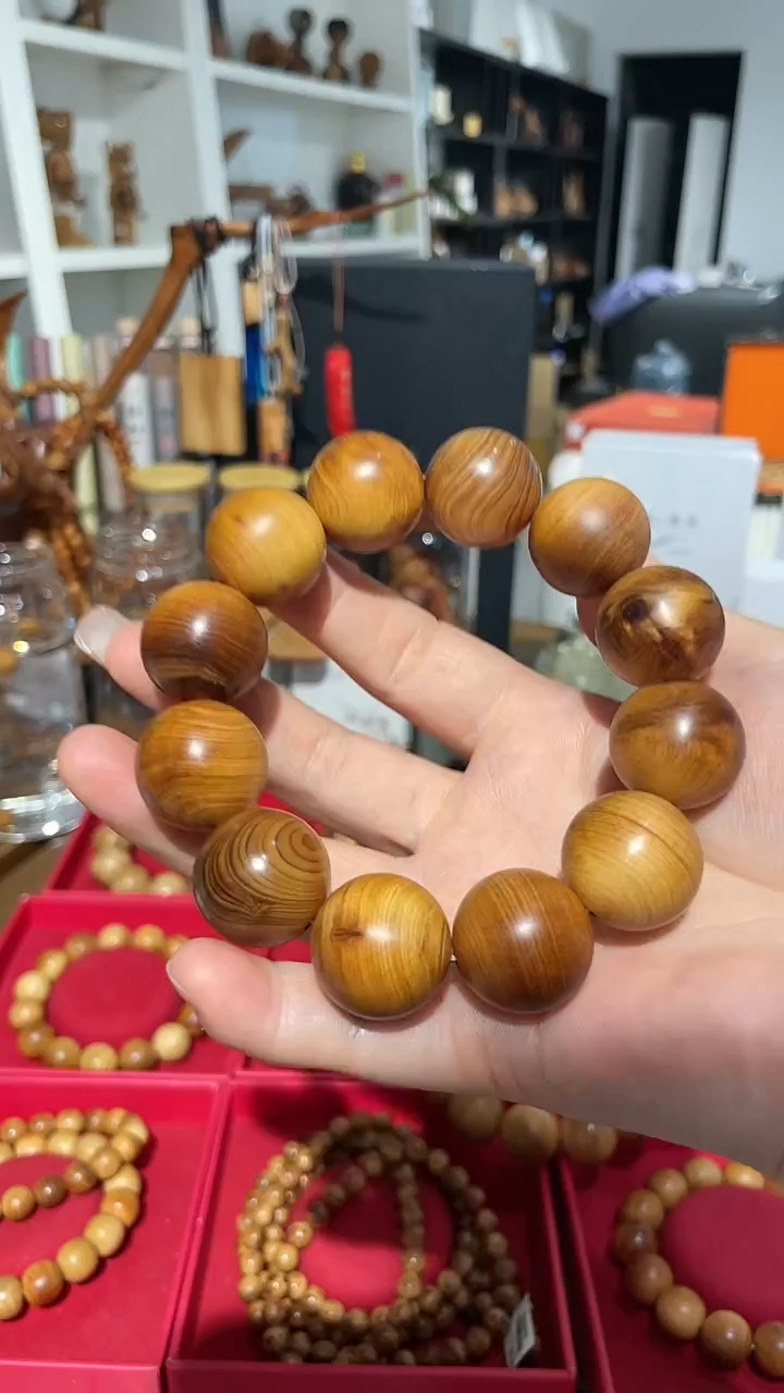 瑕疵2.0黑油精品送盘玩袋手套不退不换