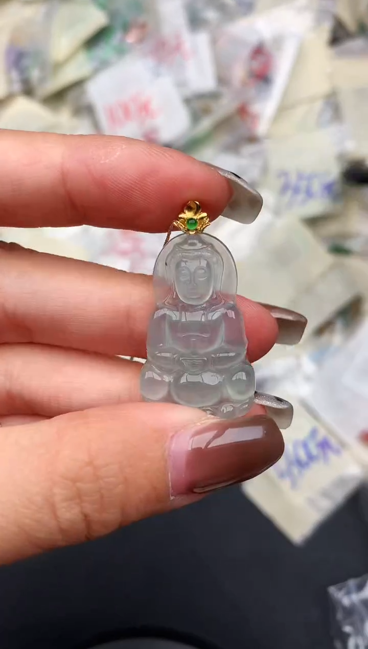 18K金镶嵌挂件翡翠—