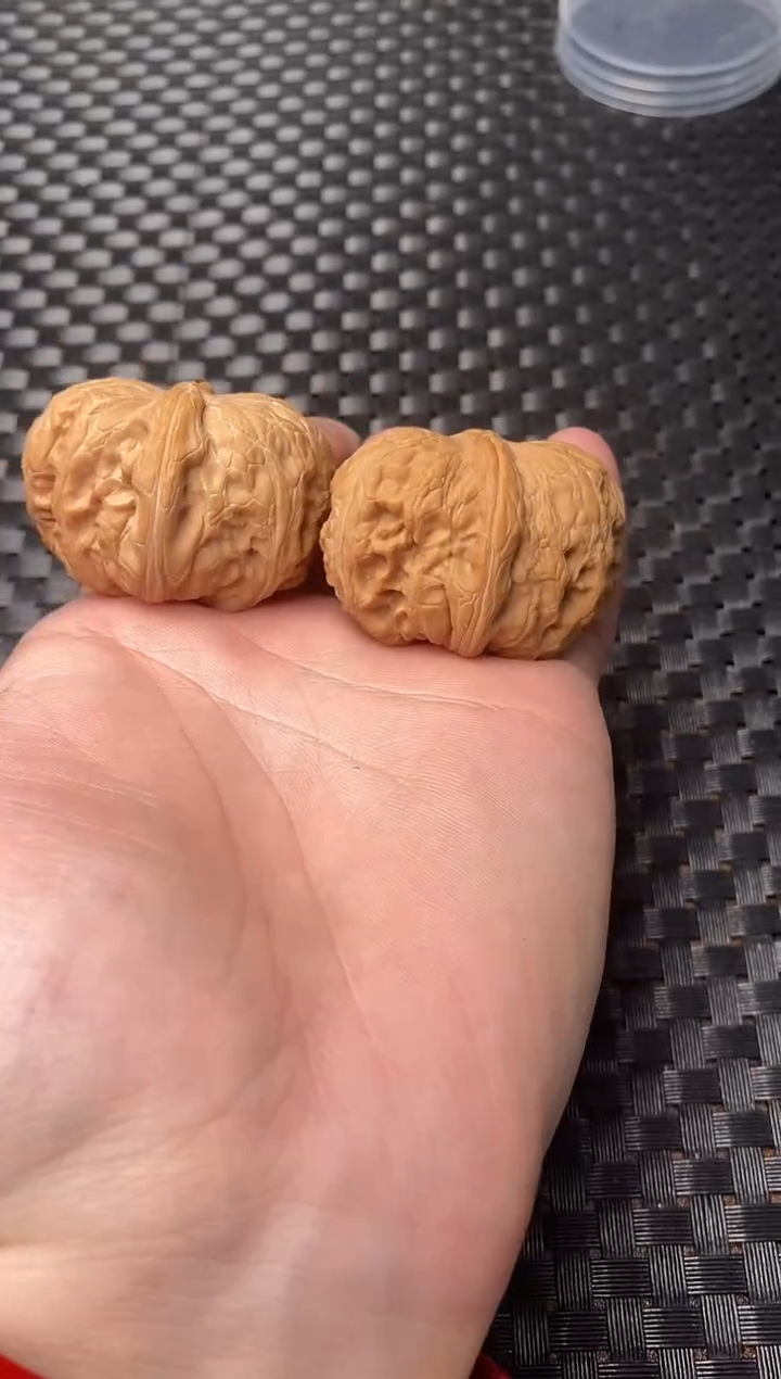 把件文玩核桃微修平谷元宝46尺