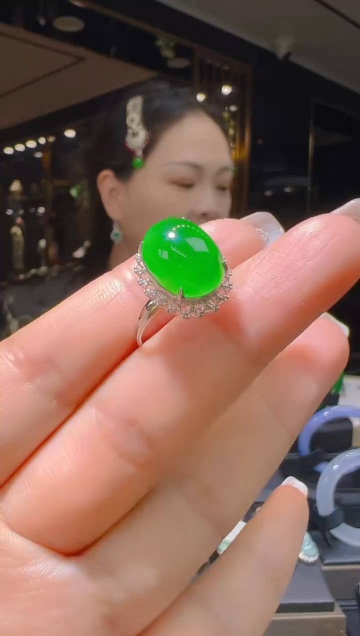 【闪购商品】翡翠戒指18K金镶嵌153       