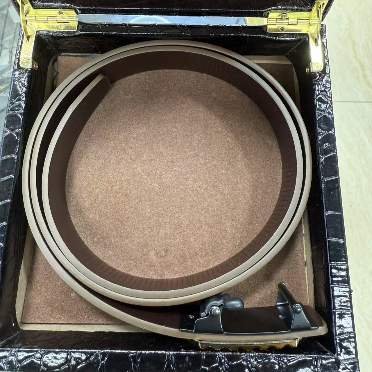 商务休闲男士皮带【黑盒】