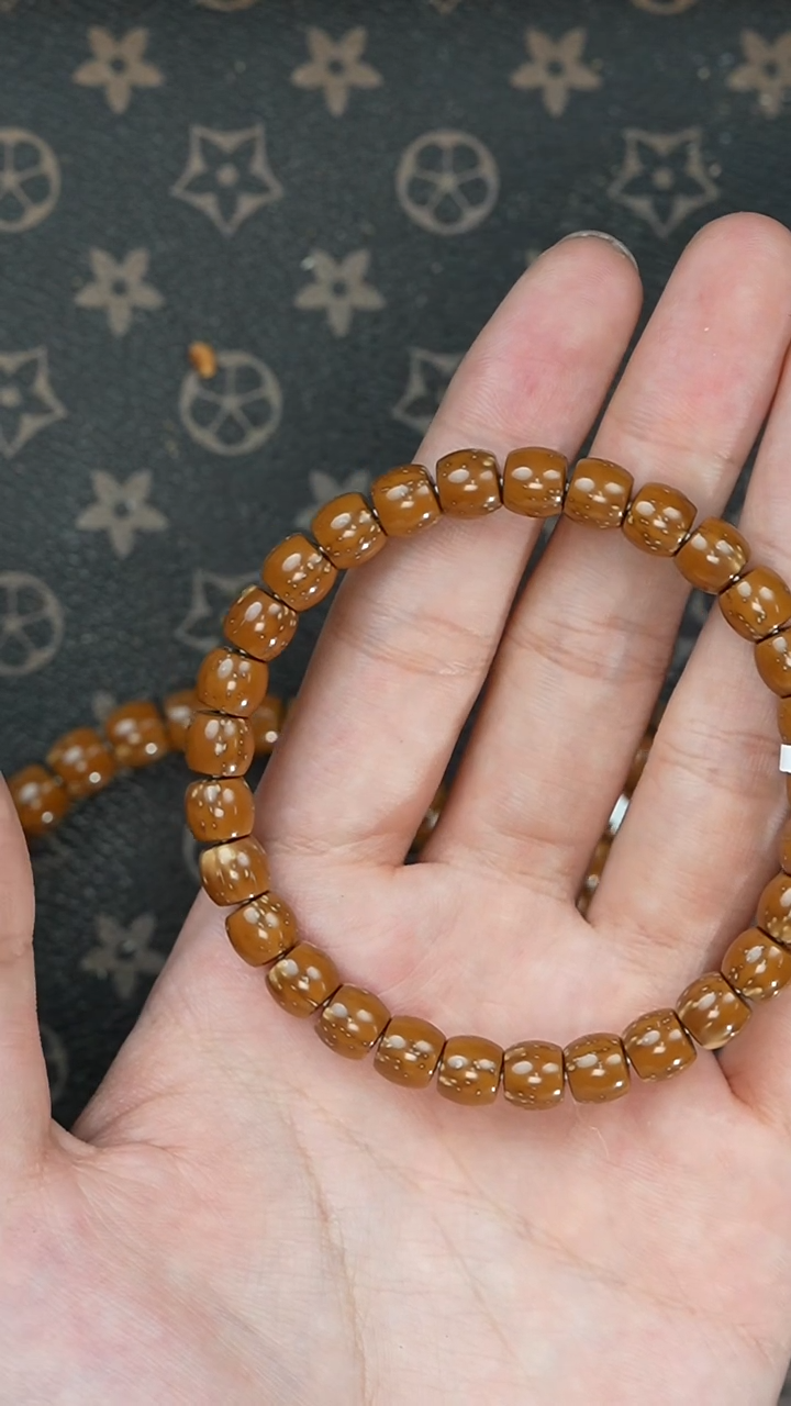 紫金鼠手串纯实心咖皮微熊猫直切8m福利*