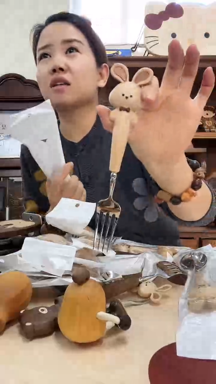 木长白兔叉子 瑕疵