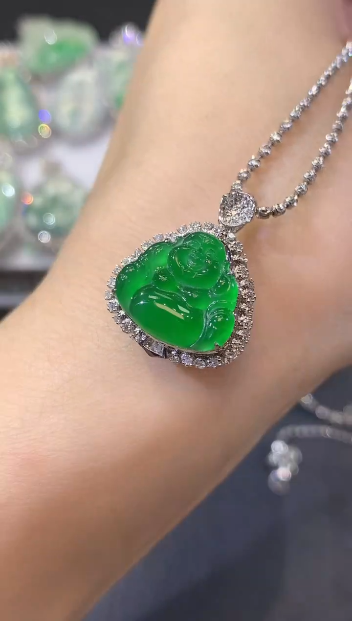 【闪购商品】翡翠18K金镶嵌吊坠(不含链)C16