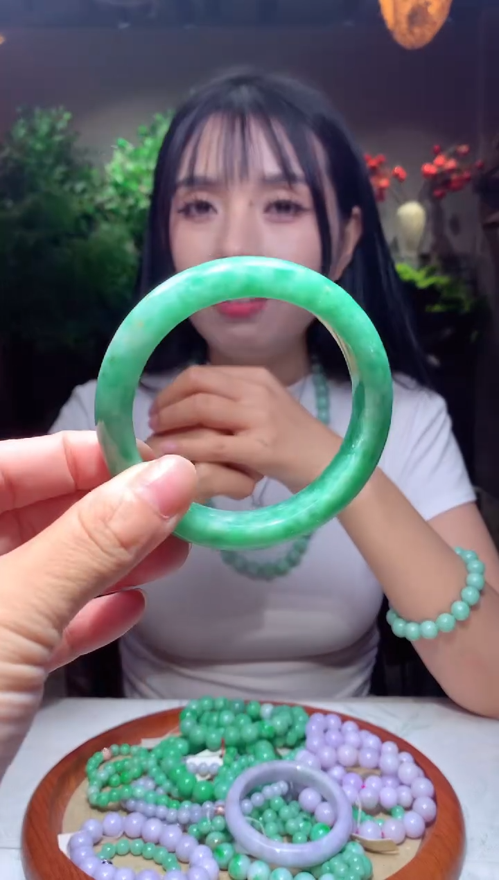 定制翡翠未镶嵌天然翡翠（拍一发一）