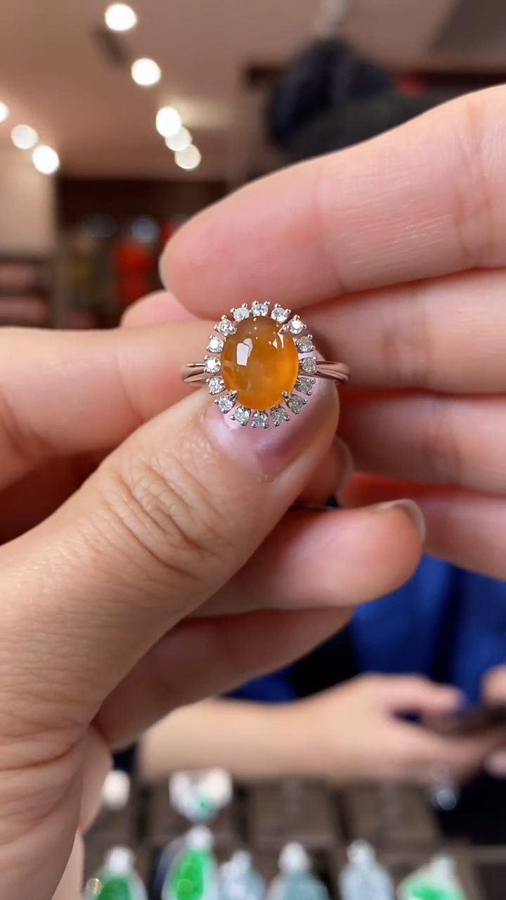 【闪购商品】翡翠戒指18K金镶嵌翡翠戒指