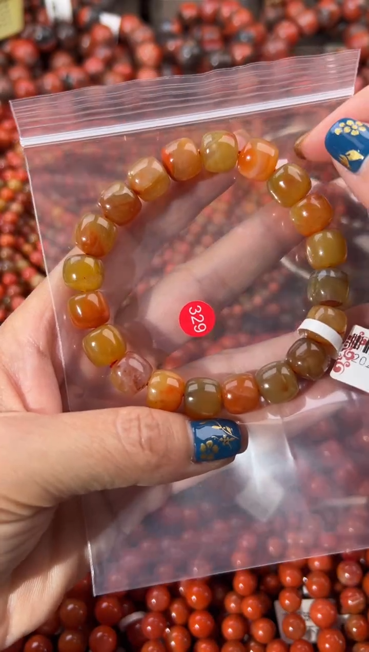 未镶嵌手串南红玛瑙10+