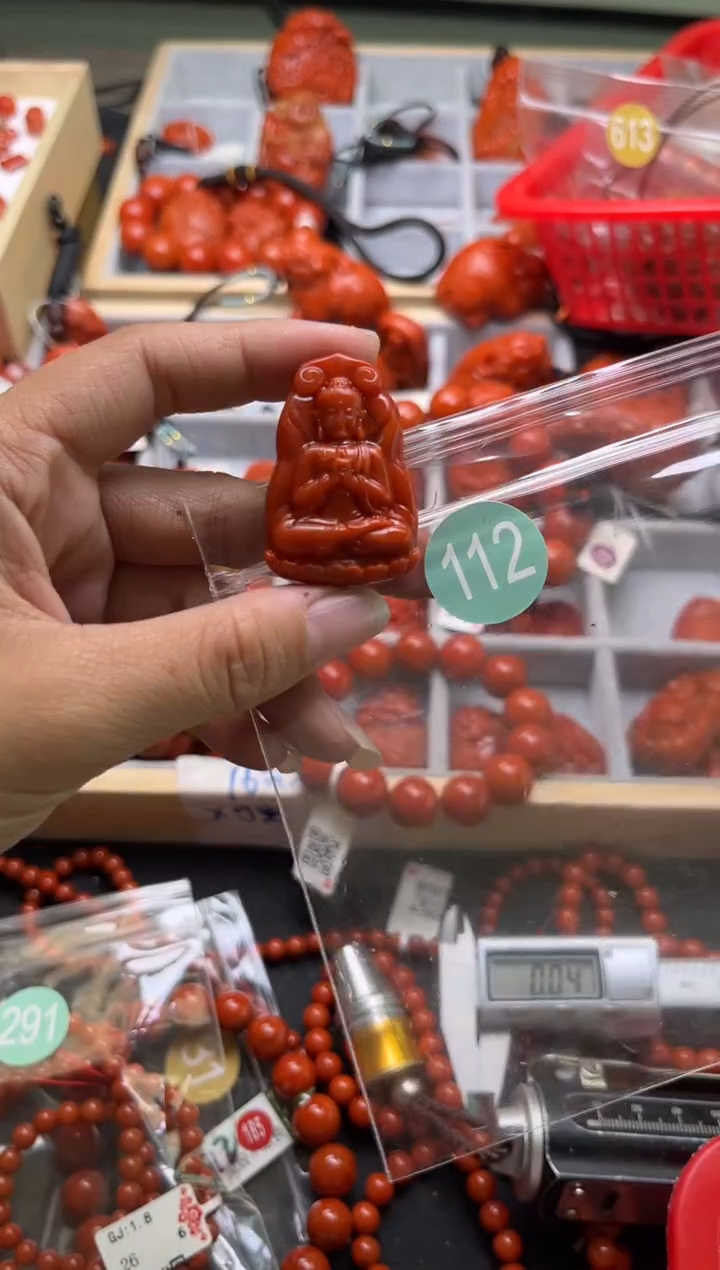 南红玛瑙未镶嵌珠宝奇石112