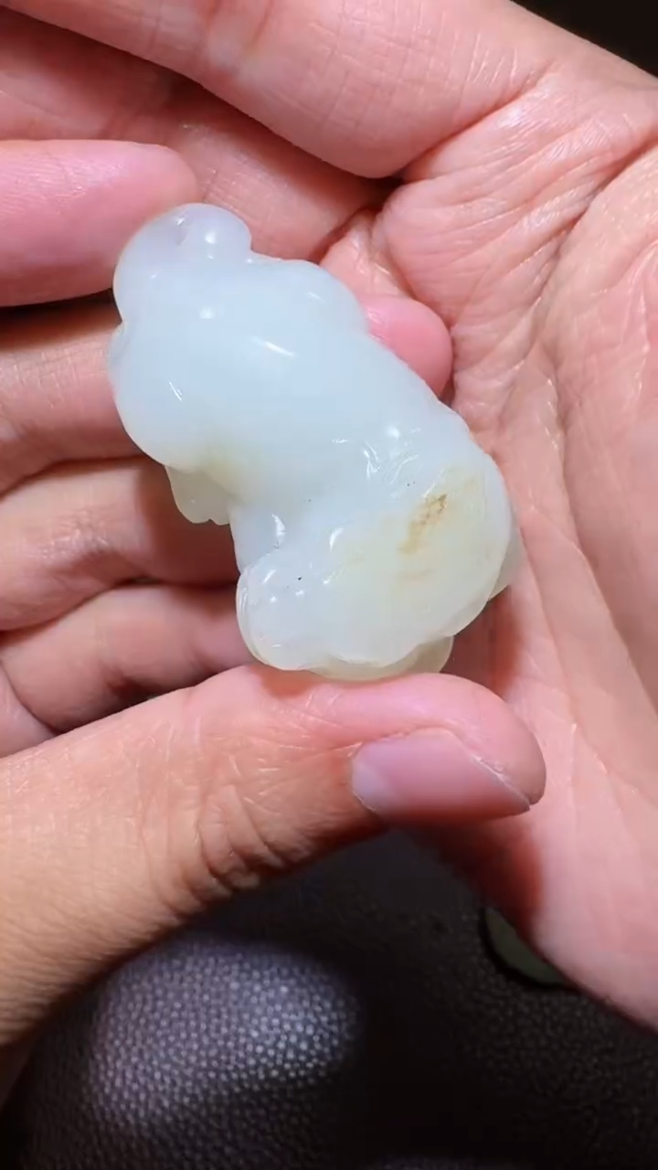 未镶嵌和田玉挂件和田玉