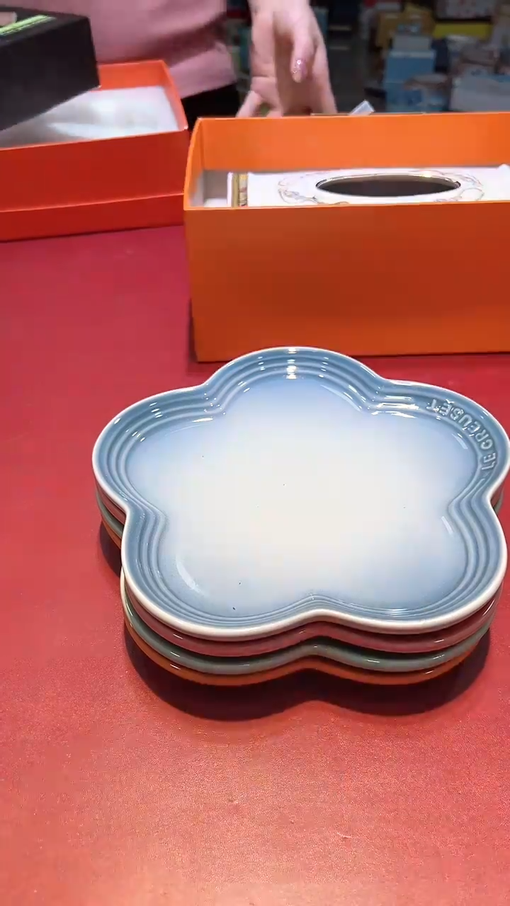 【闪购商品】瓷片锅碗瓢盆一件不剩