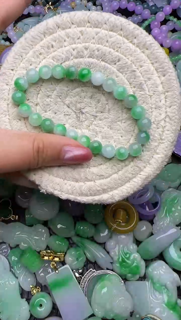 颈饰未镶嵌翡翠天然缅甸翡翠吊坠
