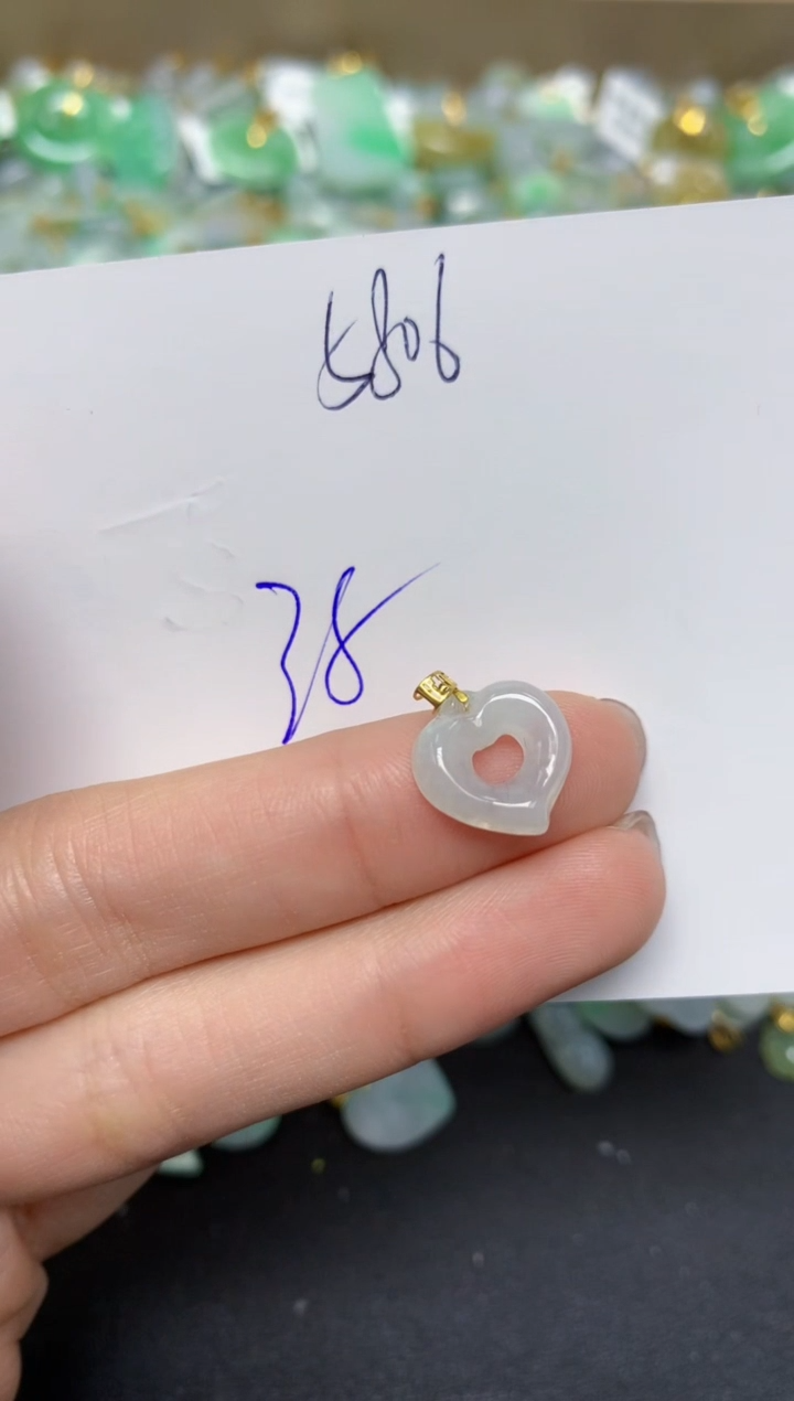 【闪购商品】翡翠颈饰18K金镶嵌天然翡翠A货