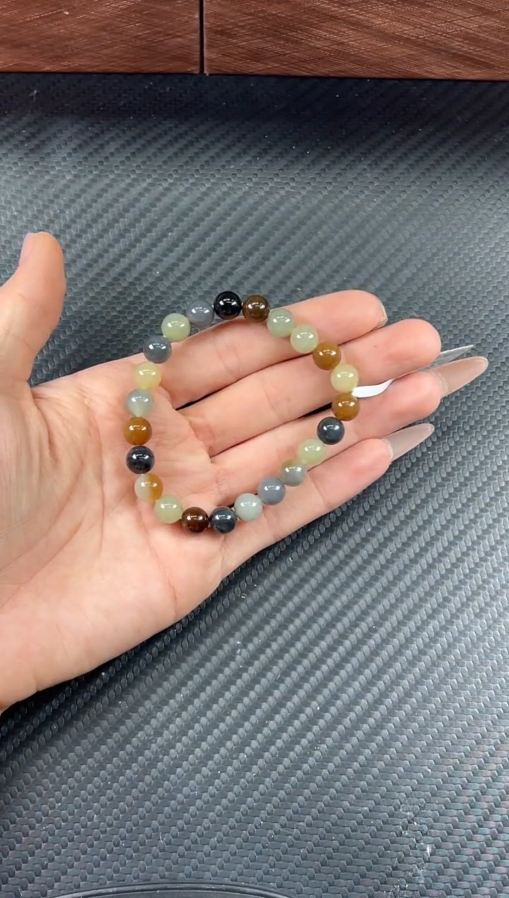 未镶嵌手串和田玉若羌微色差卡8J