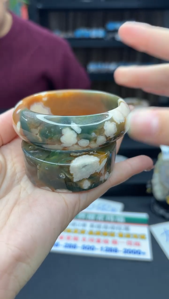 【闪购商品】石英质玉手镯未镶嵌1094（60圈赠送镯心）