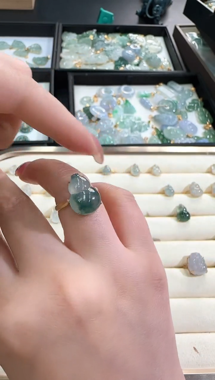 【闪购商品】翡翠颈饰18K金镶嵌250211151