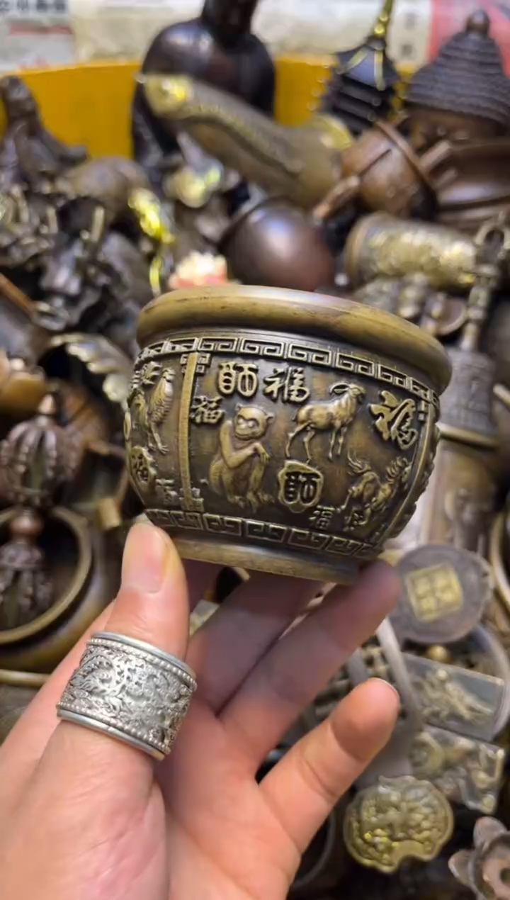 精美铜器 点击下单