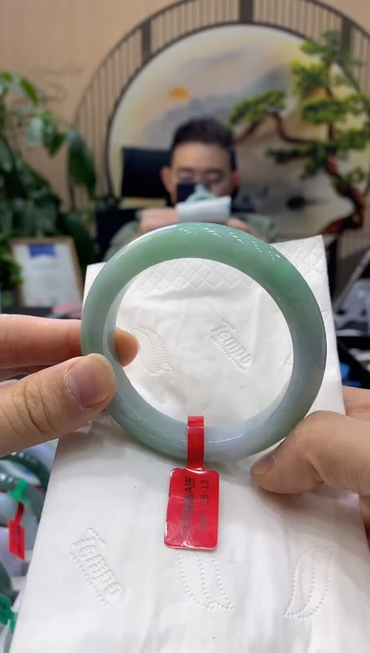 【闪购商品】翡翠手镯未镶嵌000009187