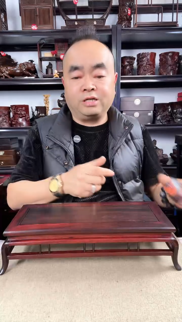 木老李红木工艺品479瑕疵