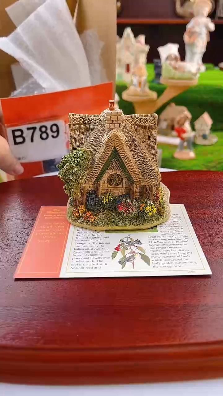 【闪购商品】紫砂茶宠Lilliput中古微缩建筑小房子789