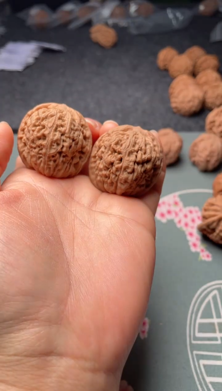 把件文玩核桃w109  莲花37尺