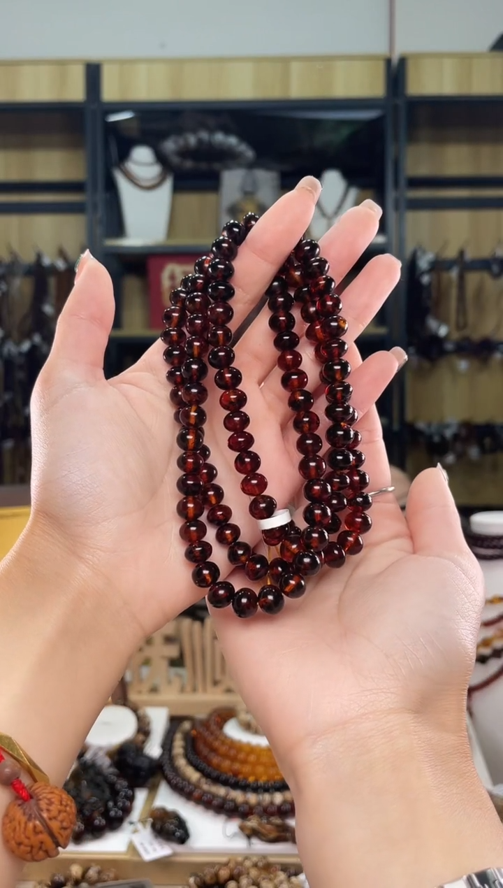 【闪购商品】琥珀裸石未镶嵌8+血珀108