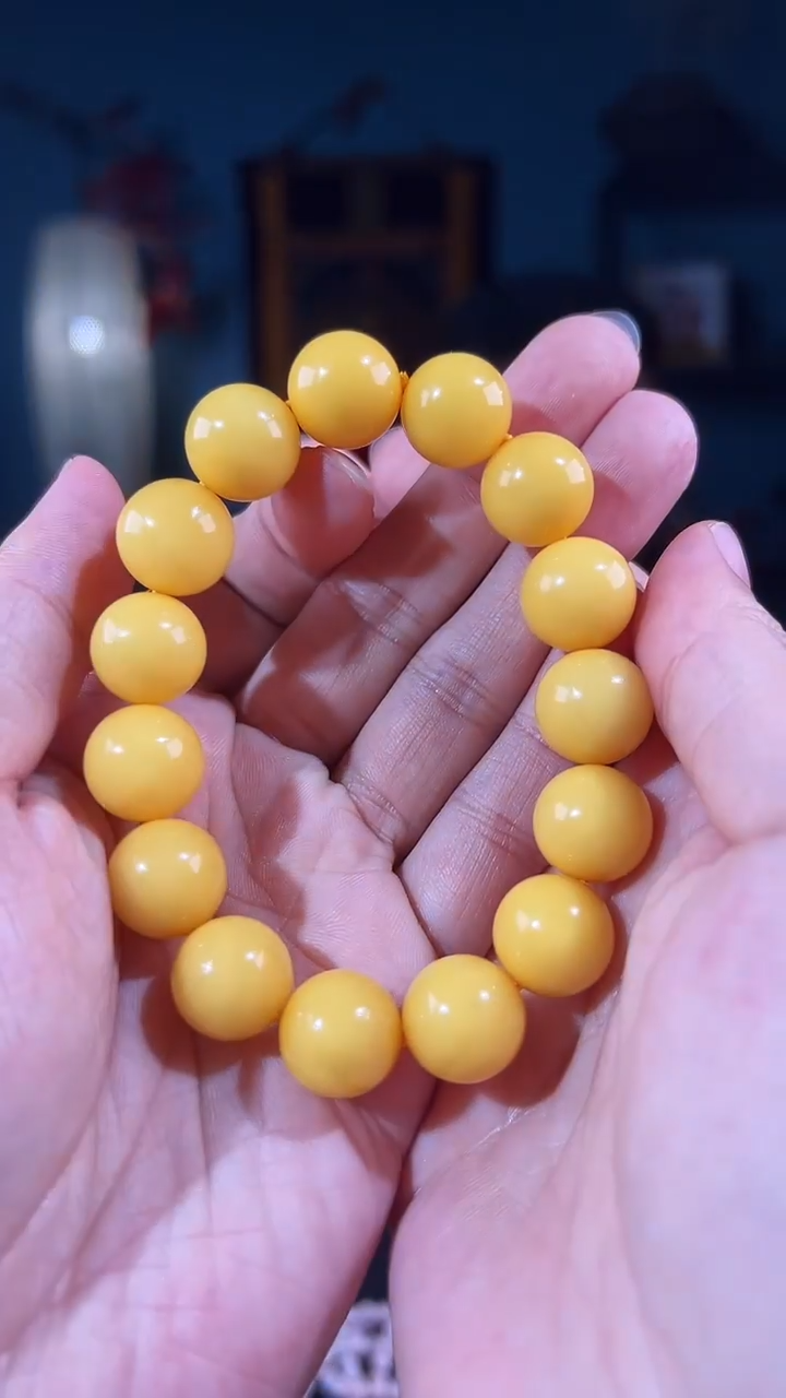 【闪购商品】蜜蜡手串未镶嵌14+鸡油黄
