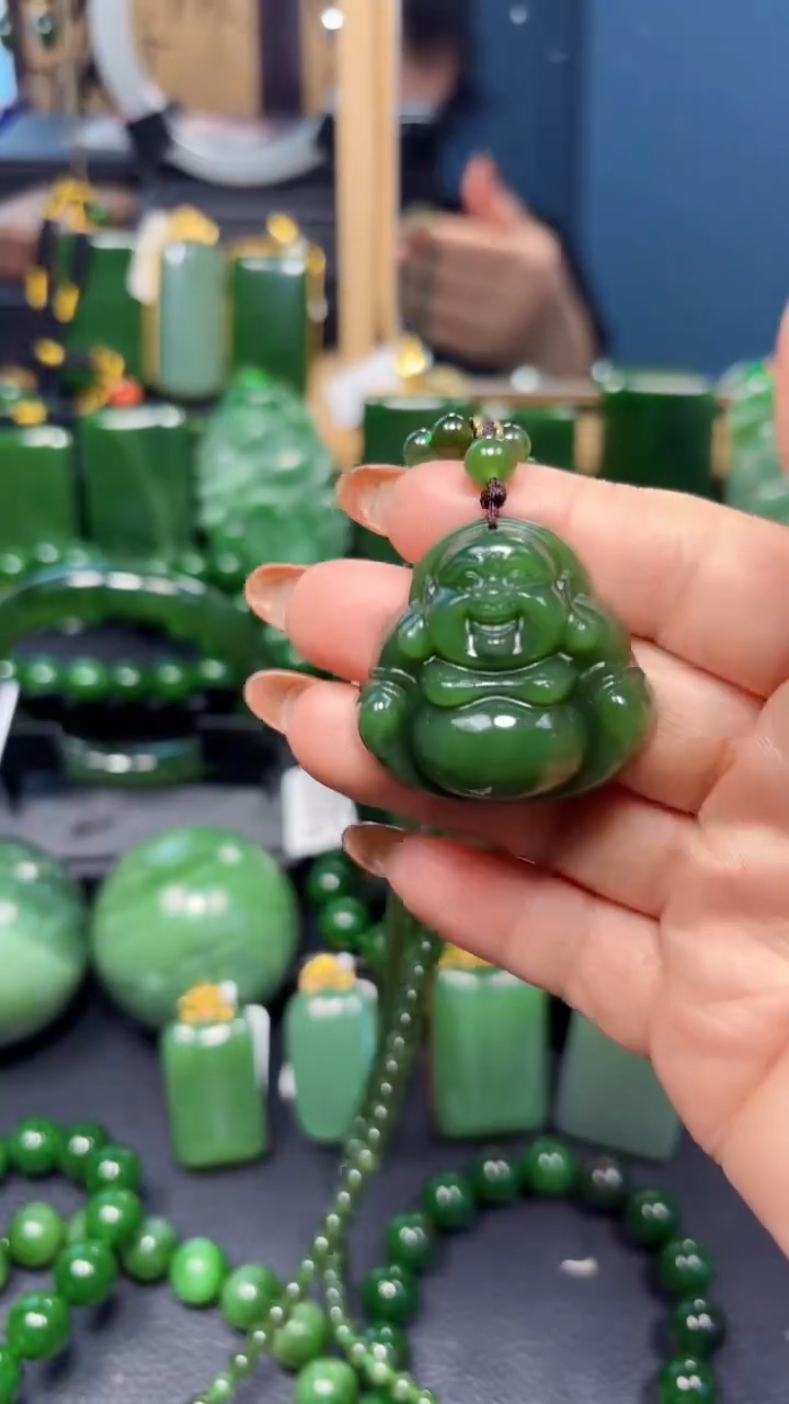 【闪购商品】和田玉（碧玉）吊坠(赠链)未镶嵌1