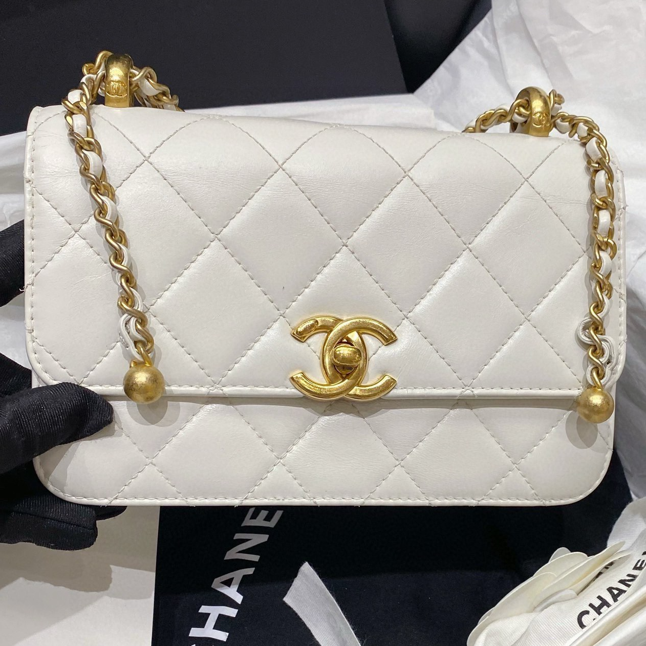 95新 Chanel/香奈儿 白雪公主 双金珠22cm口盖包/G24SH8409